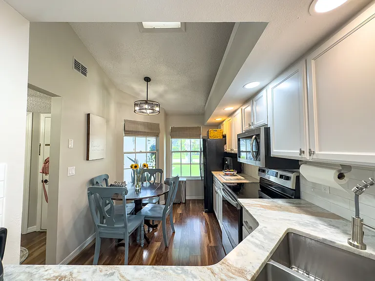 5521 Fairfax St — Photo 8
