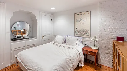 Rented by Garfield Realty 