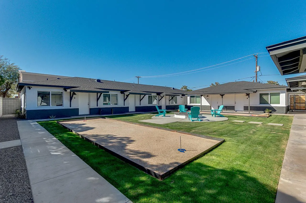 1 bed, 1.0 bath, 500 sqft, $1,300 — Photo 4