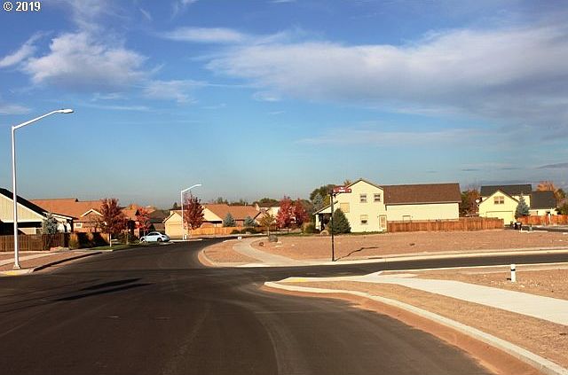 1st image of NE Whistle Way