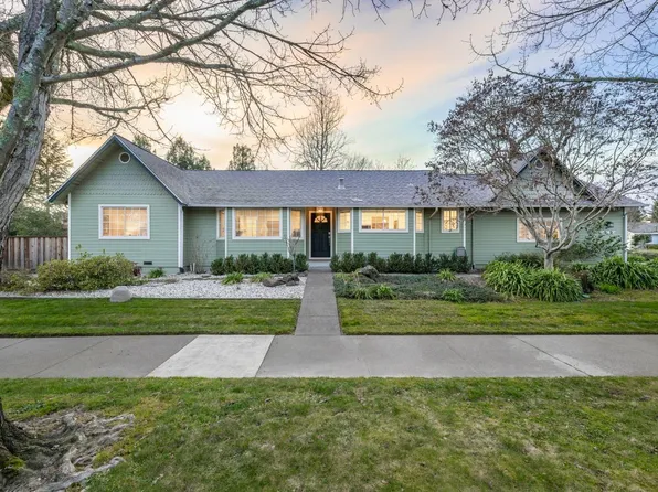 327 Countryside Drive, Santa Rosa, CA 95401