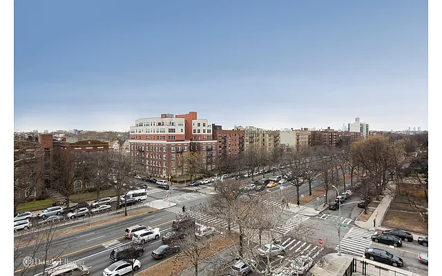 Sold by Douglas Elliman | media 18