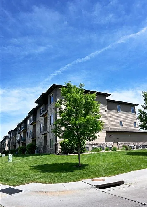 The Sterling Apartments At Kearney