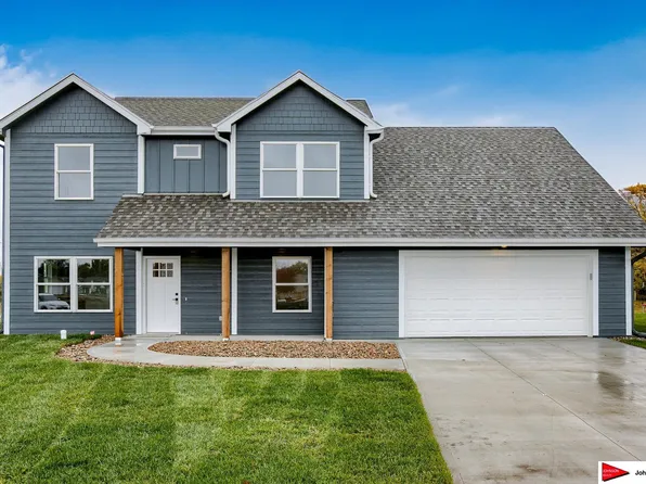 317 Lilac St, Valley, NE 68064