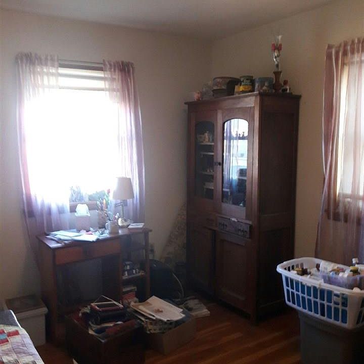 2nd image of 309 Hillcrest Dr