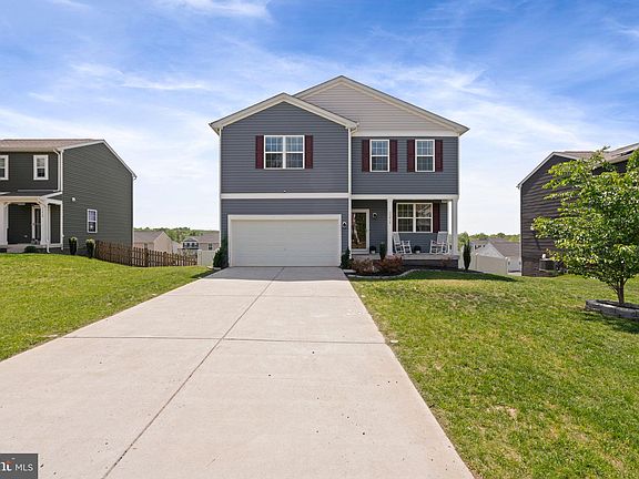 3rd image of 35418 River Bend Dr