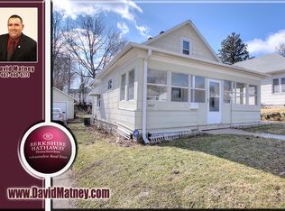 5047 Pinkney St, Omaha, NE 68104