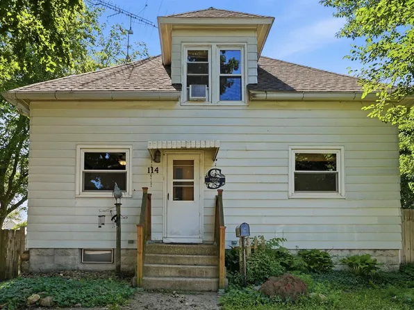 114 Main St, Holland, IA 50642