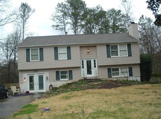 3570 Oak Knoll Dr, Marietta, GA 30068