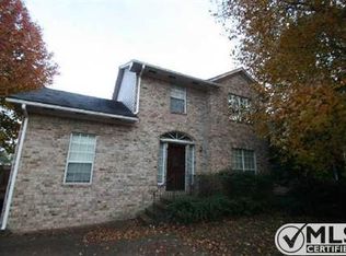 3016 Lake Dr, Hermitage, TN 37076