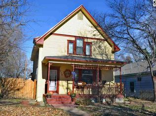 716 E 6th Ave, Hutchinson, KS 67501