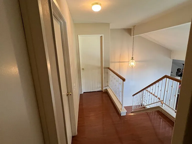 7834 Boxwood Ct — Photo 21