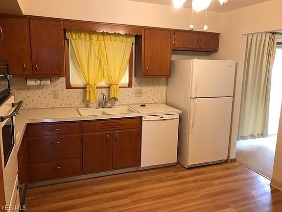 2nd image of 6684 Nancy Dr