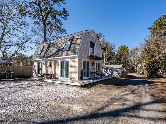 3rd image of 9 Bells Neck Road Unit 10