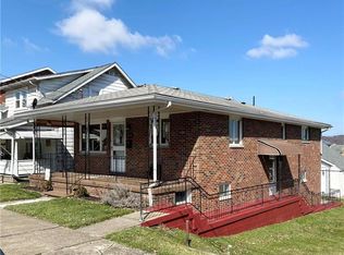 310 Division Ave, Ellwood City, PA 16117