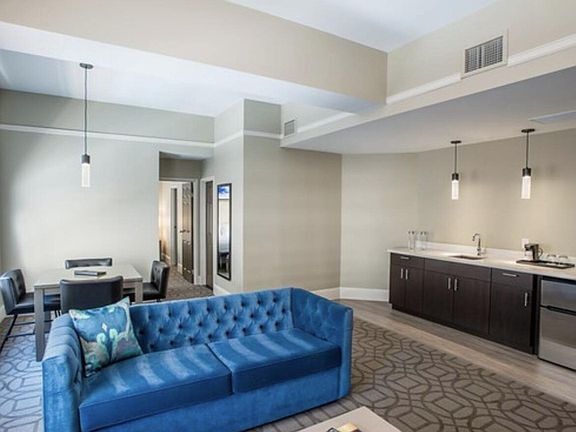 5th image of 2563 Glenarm Pl #124