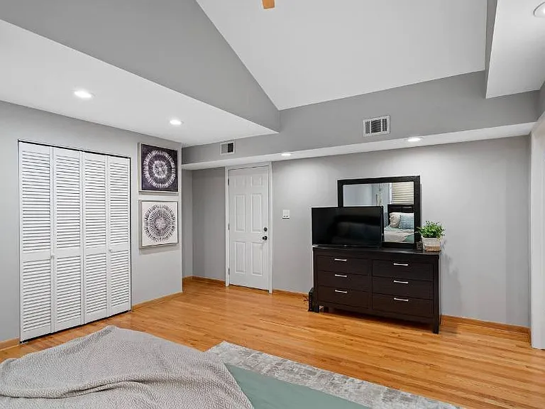 1450 W Webster Ave #2 — Photo 19