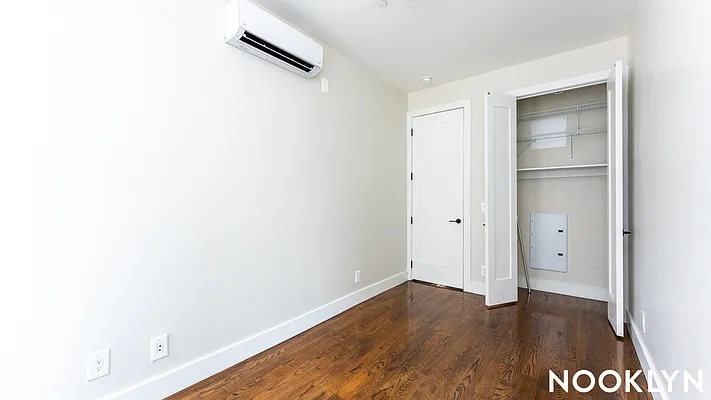 Rented by Nooklyn NYC LLC | media 35