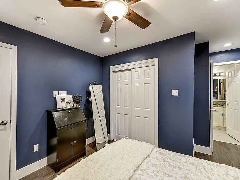 935 La Posada Dr #213 — Photo 12