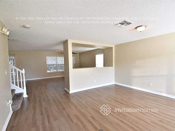3rd image of 16930 Sunrise Vista Dr