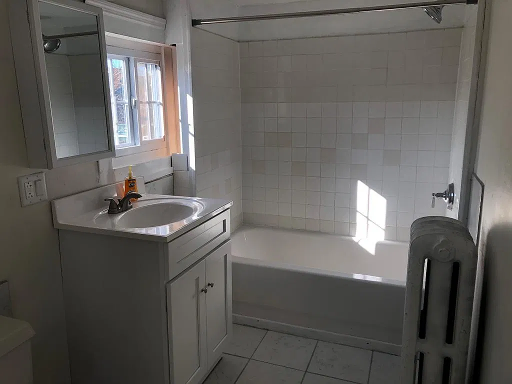 1 bed, 800 sqft, $900 — Photo 3