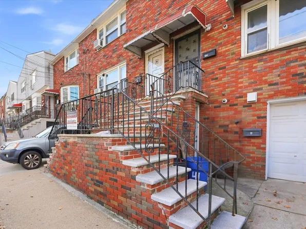 41 Alan Terrace image 16 of 16