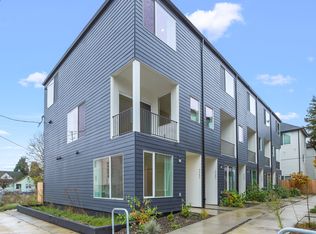 Vancouver Townhouses, Portland, OR 97217