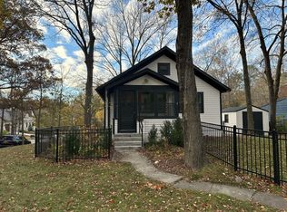 3402 Oakland St, Ames, IA 50014