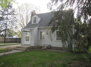 368 Bradley Ave, Delavan, WI 53115