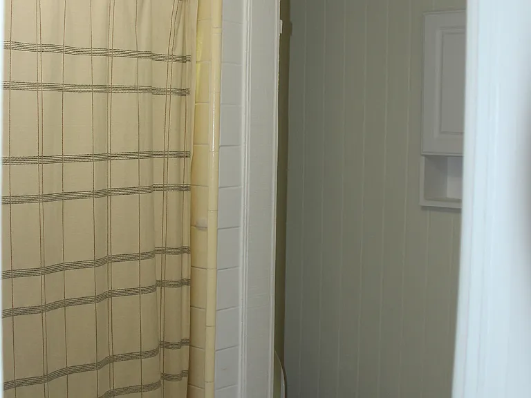 Bathroom includes Bathtub/ Shower and sink