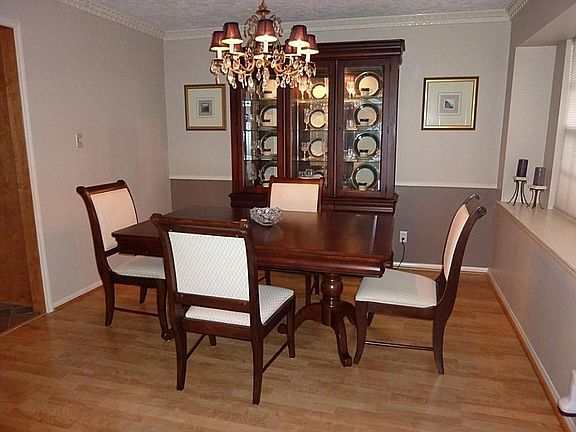 5th image of 15019 Pebble Bend Dr