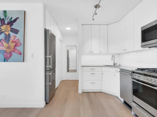 353 East 72nd Street image 5 of 8