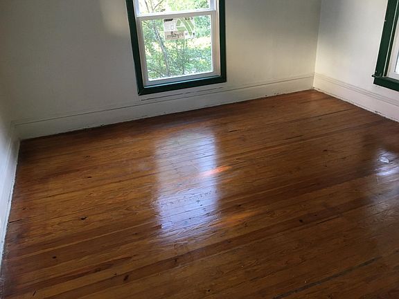 4th image of 41 Caledonia St NE #2