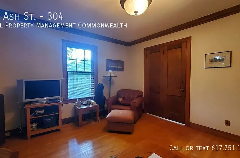 34 Ash St #304 — Photo 2