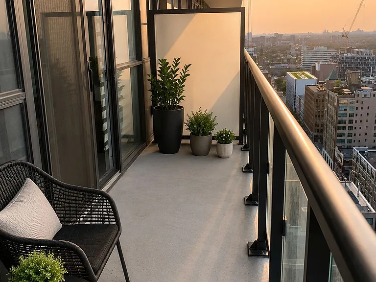 87 Peter St #2710 — Photo 12
