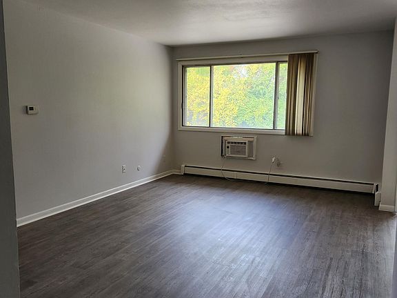 5th image of 4764 E Lawn Dr #1