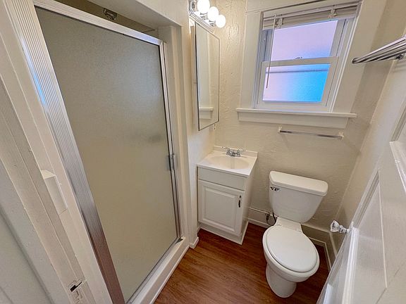 5th image of 40 Brooks Ave APT 16