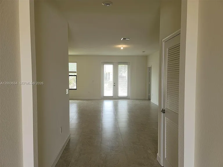 10005 W Verona Cir — Photo 6