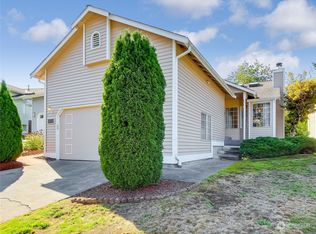 2048 SE 8th Pl, Renton, WA 98055