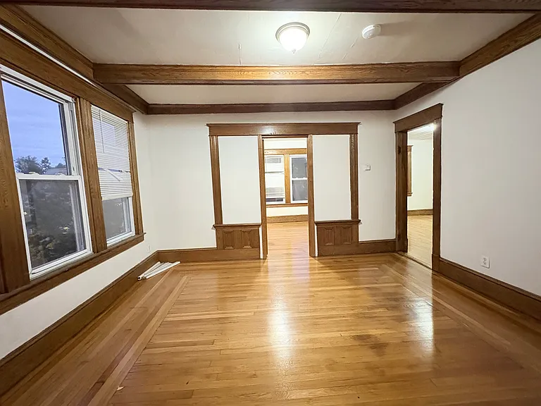 14 Coomes St #3 — Photo 4