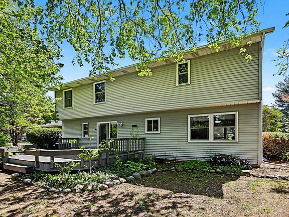 2nd image of 4777 Battenkill Dr