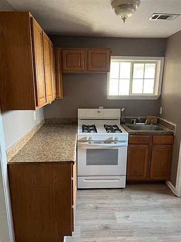 4336 Cartier Ave #B — Photo 8