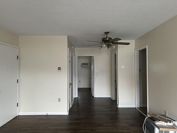 3rd image of 910 Florida Ave APT 4-1