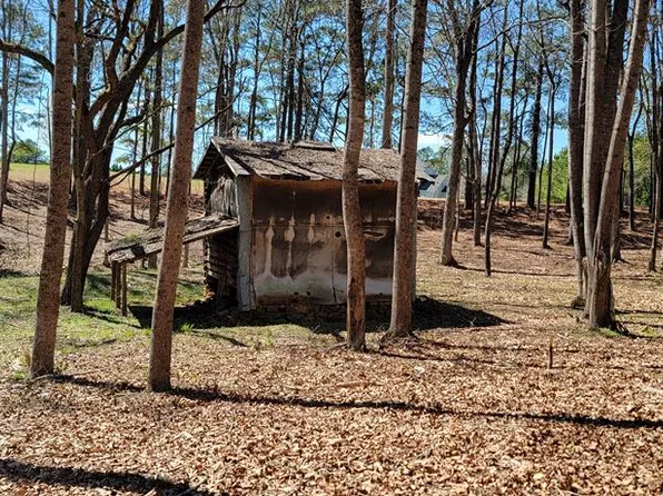 4 Triple C Dr, Clarksville, VA 23927