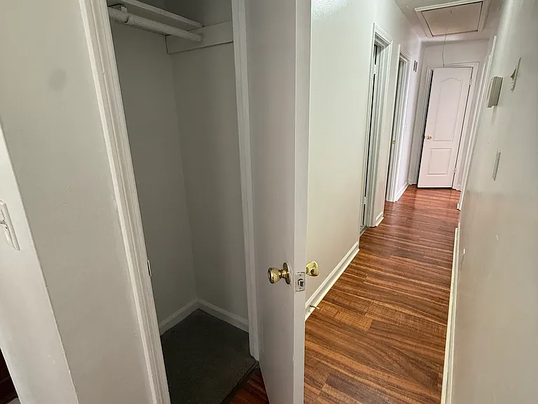 1809 Shadyleaf Ct SW — Photo 10