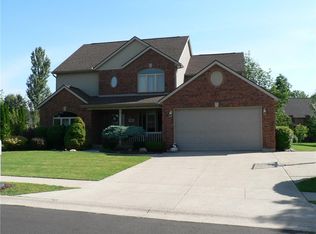 1188 Superior Ct, Sidney, OH 45365