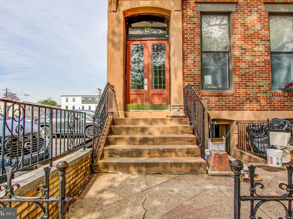 1326 S Broad St APT 3F, Philadelphia, PA 19146
