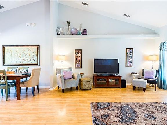 5th image of 3416 Wiggins Trace Dr