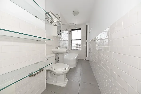 Rented by Buchbinder & Warren | media 13