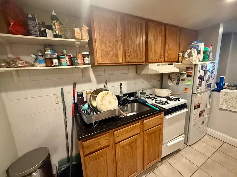 211 Beacon St #1 — Photo 5